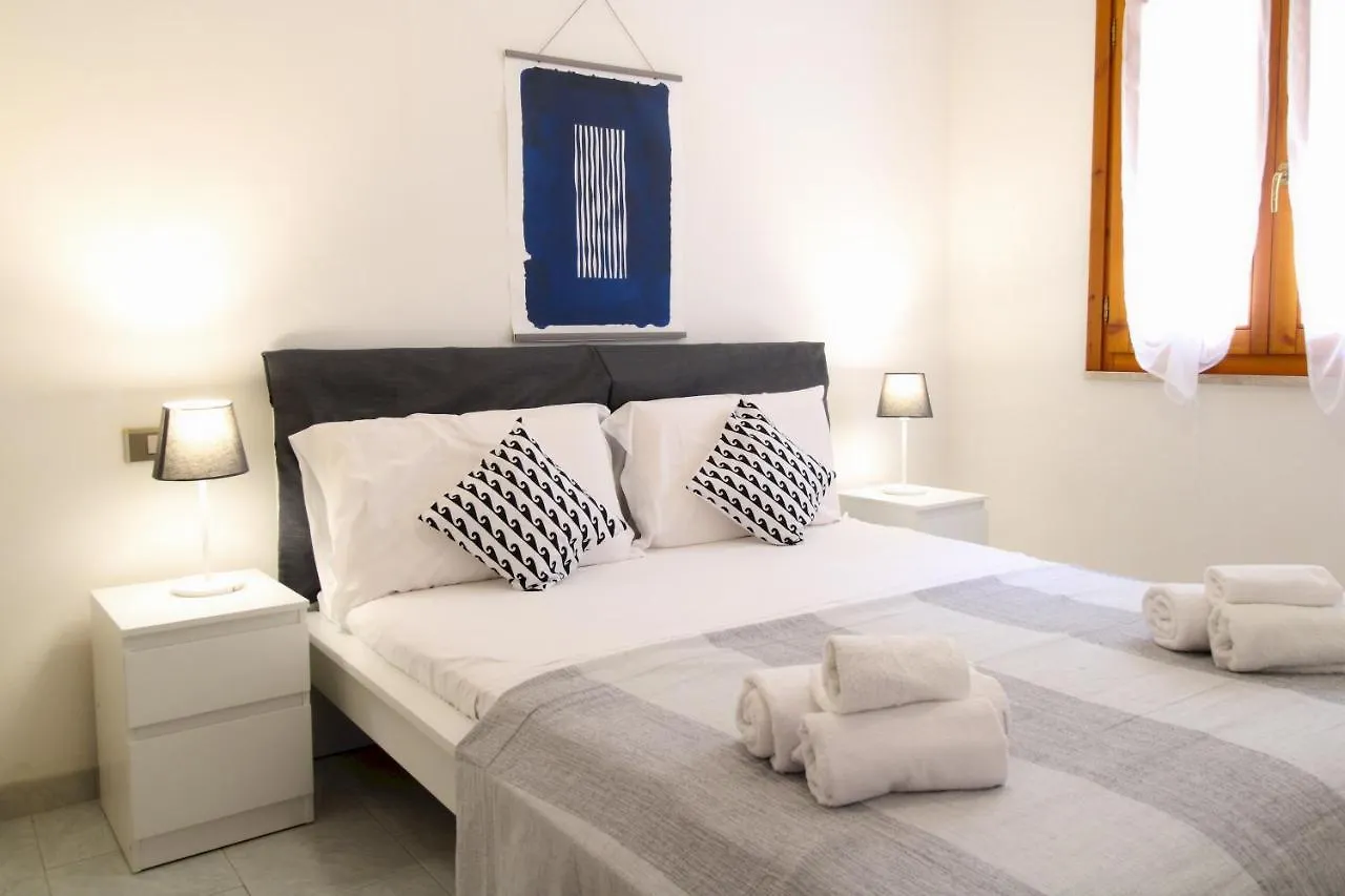 Marina Bay - Castelsardo Apartment 0*,